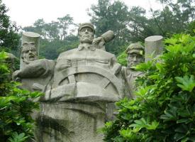 Former Site of Huangpu Military Academy statue